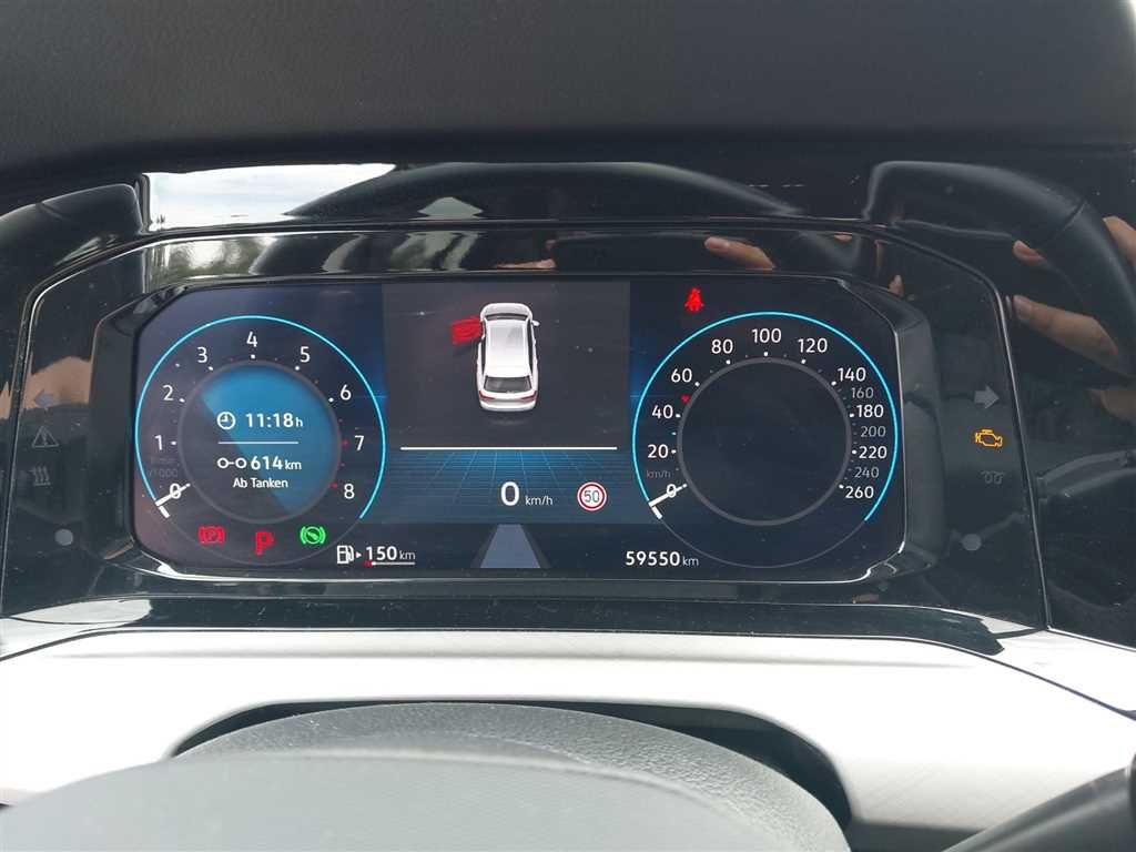 Volkswagen Golf 2024 г. Чёрный, пробег 59543 км