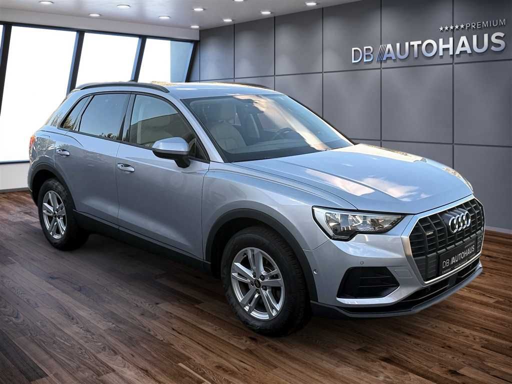 Audi Q3 2024 г. Серебристый, пробег 56371 км
