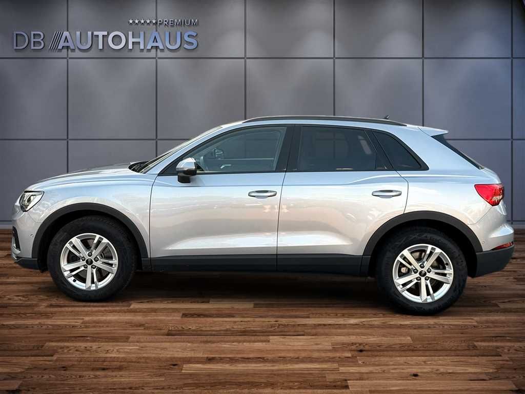 Audi Q3 2024 г. Серебристый, пробег 56371 км