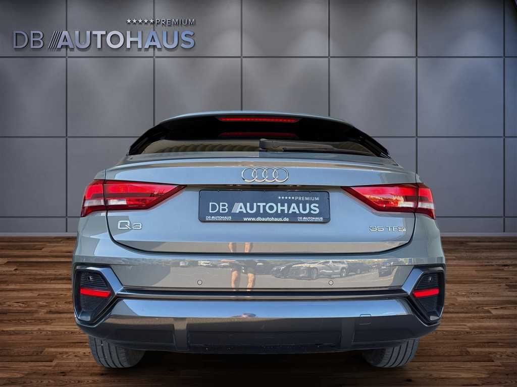 Audi Q3 2024 г. Серый, пробег 55301 км