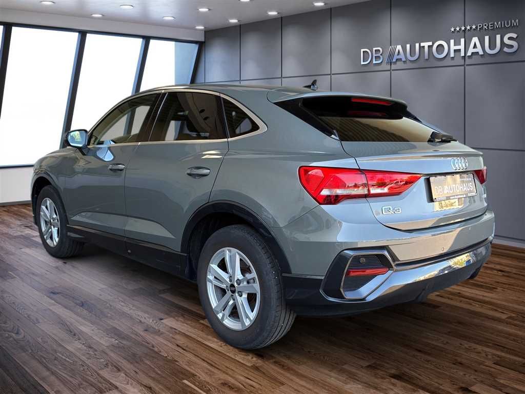 Audi Q3 2024 г. Серый, пробег 55301 км