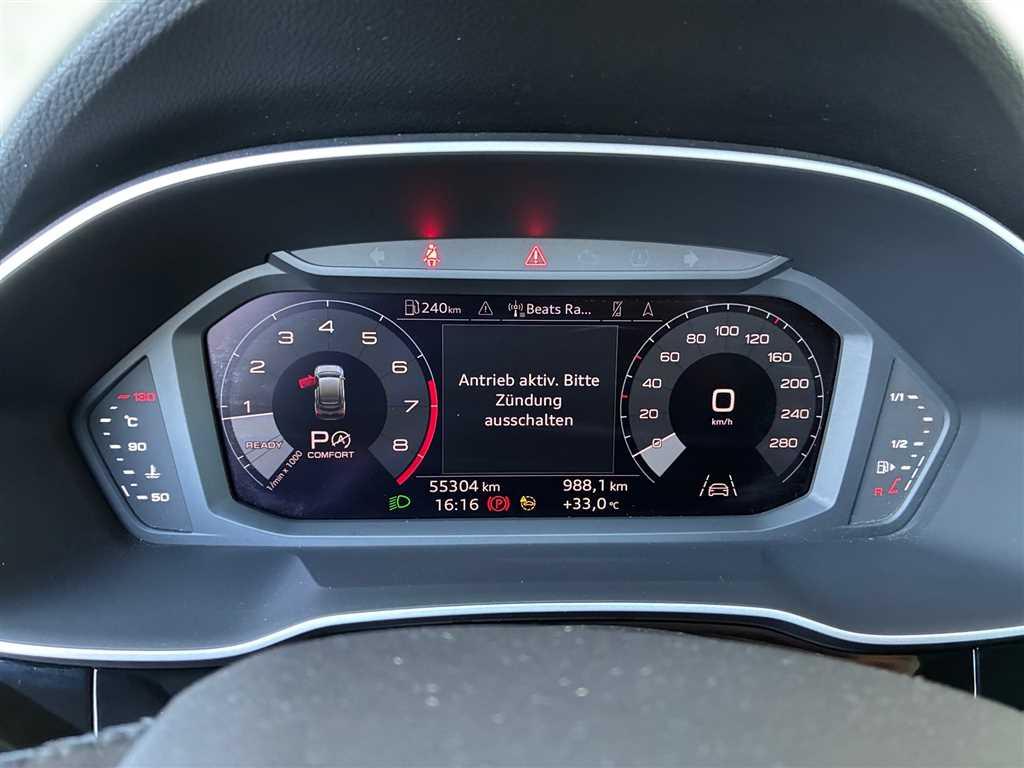 Audi Q3 2024 г. Серый, пробег 55301 км
