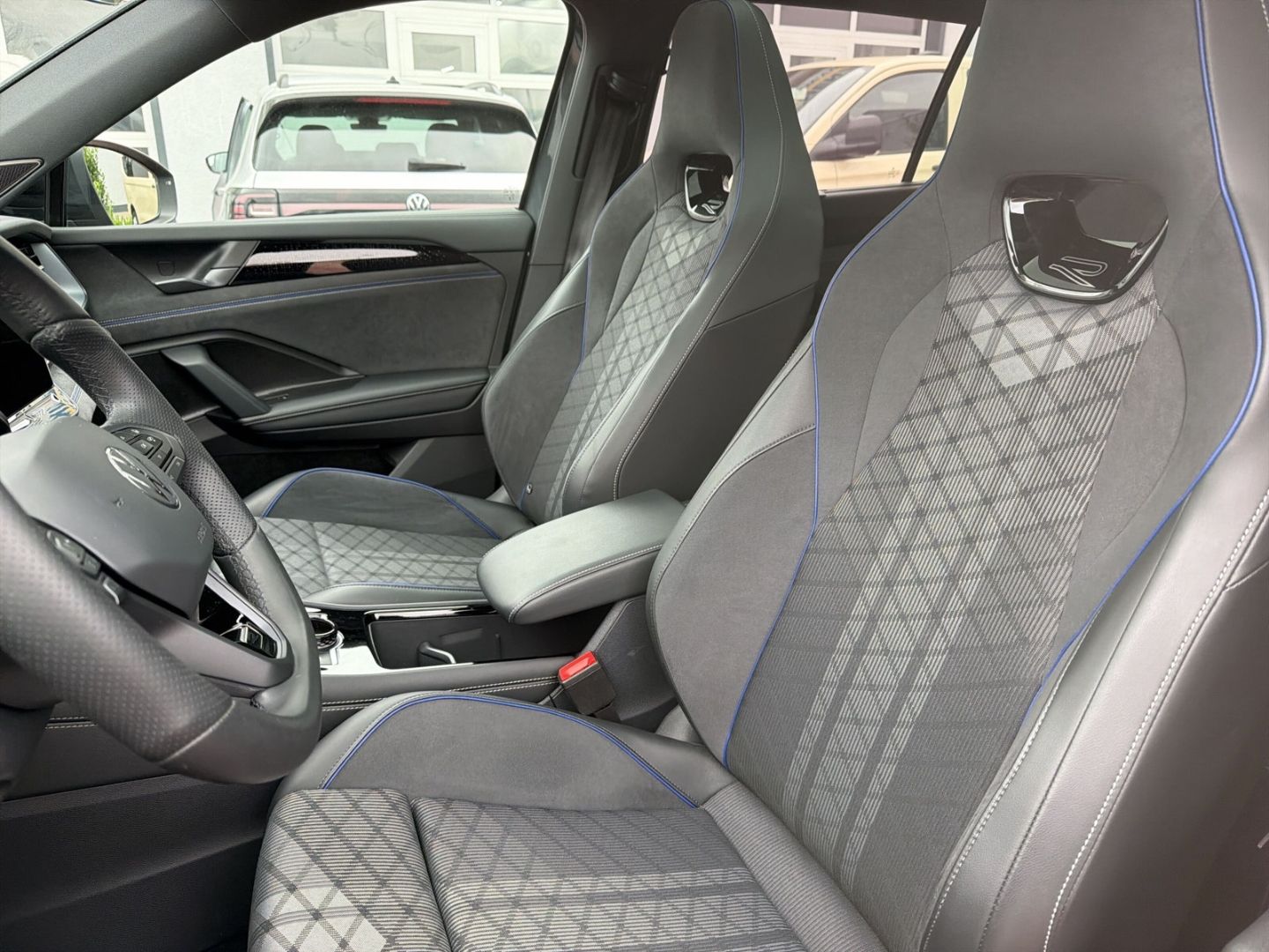 Volkswagen Tayron 2025 г. Серый, пробег 19950 км