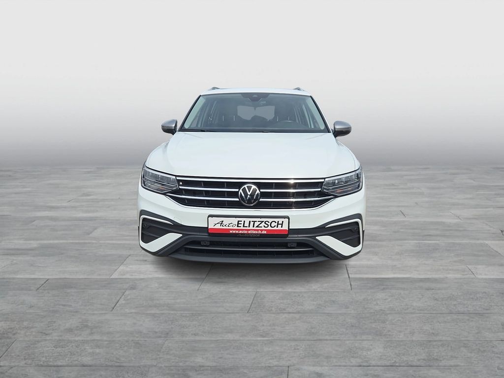 Volkswagen TIGUAN ALLSPACE 2022 г. Белый, пробег 49000 км