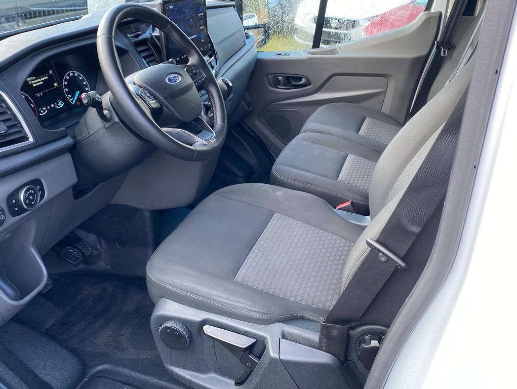 Ford Transit 2023 г. Белый, пробег 48361 км