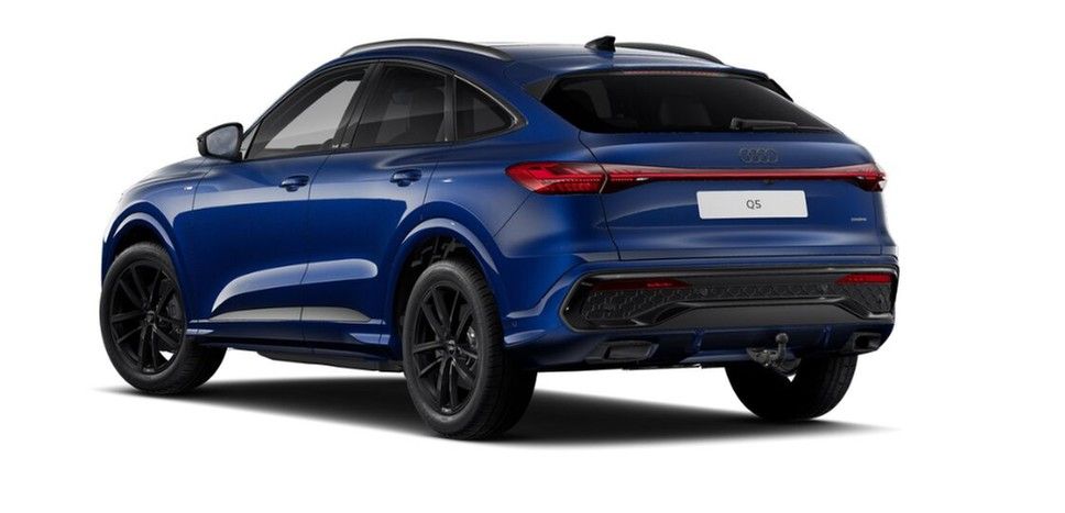 Audi Q5 2025 г. Синий, пробег 6300 км