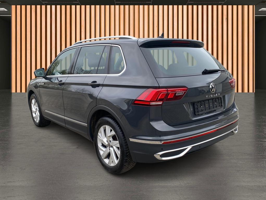 Volkswagen Tiguan 2024 г. Серый, пробег 43309 км