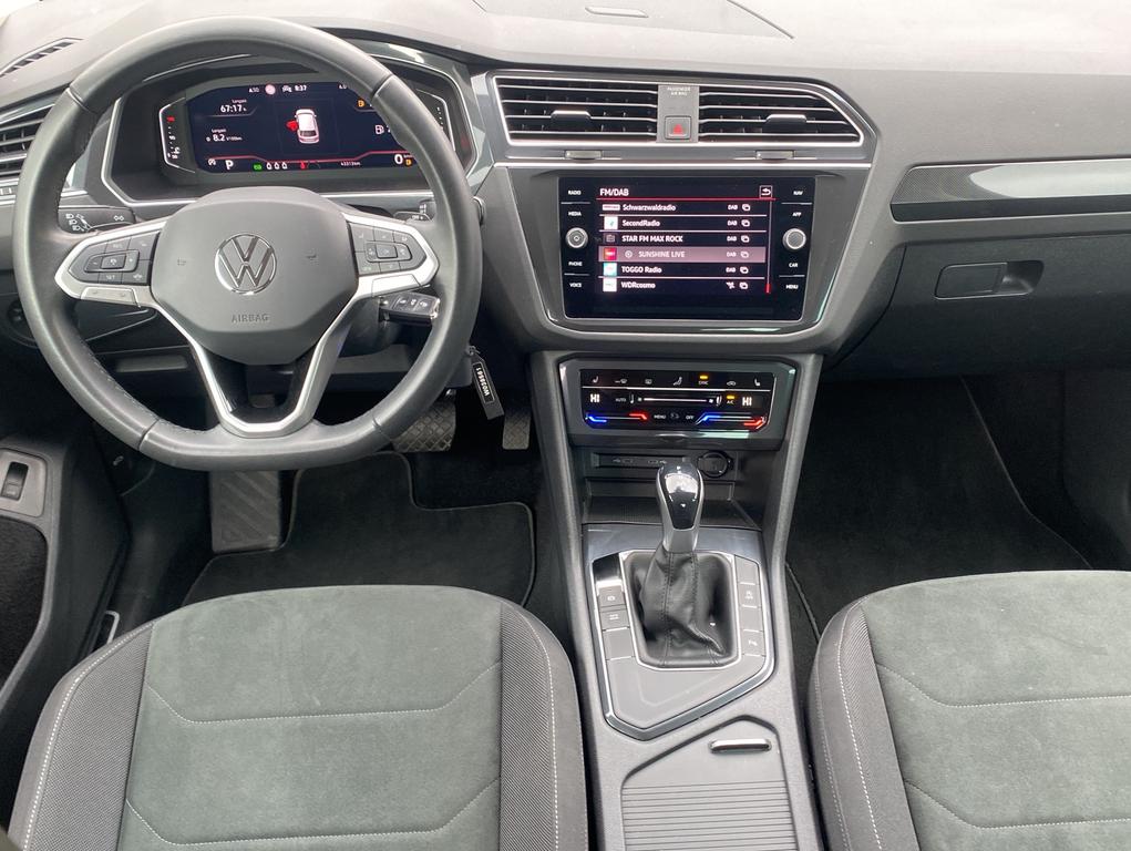 Volkswagen Tiguan 2024 г. Серый, пробег 43309 км