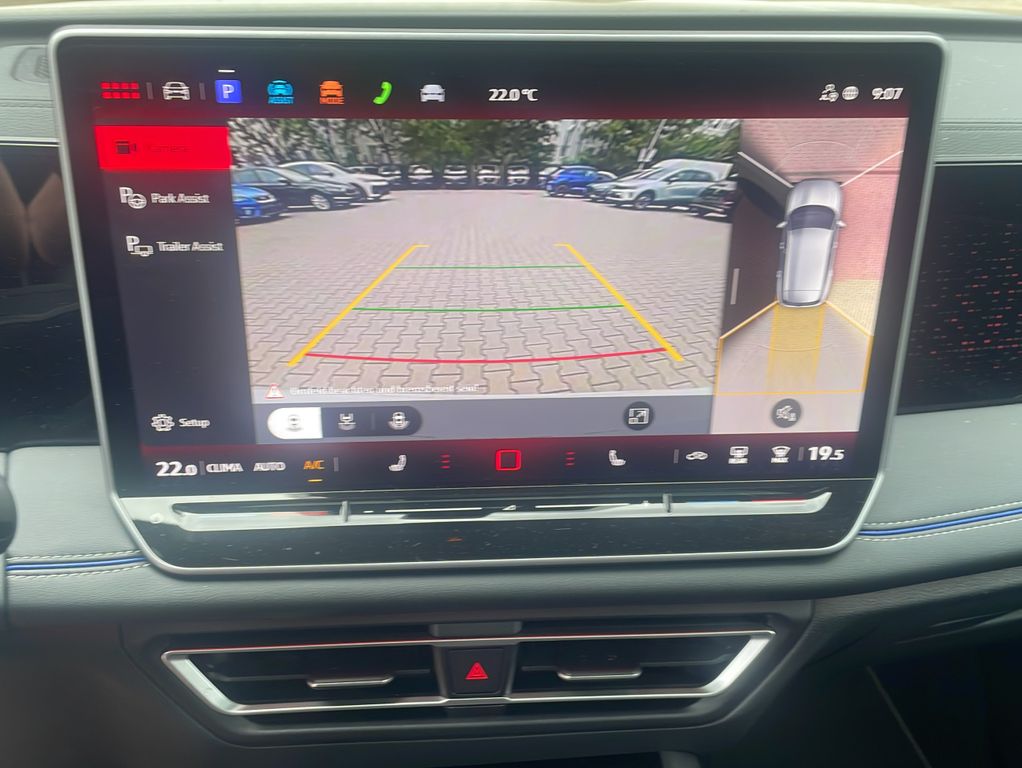 Volkswagen Tiguan 2026 г. Белый, пробег 21559 км