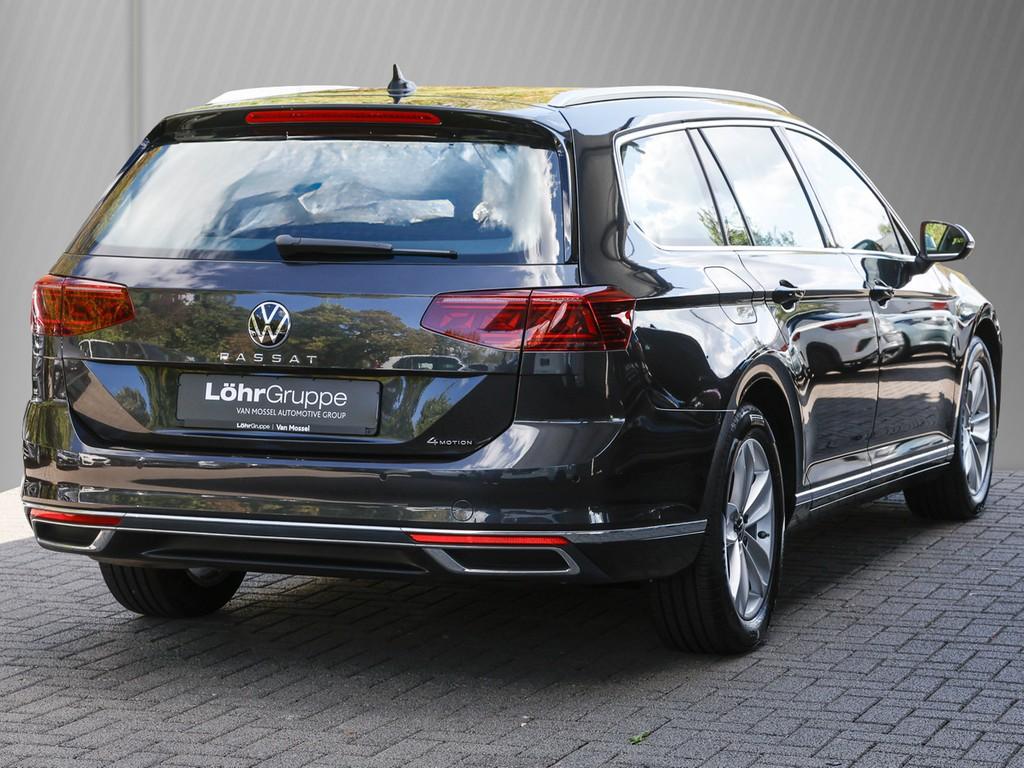 Volkswagen PASSAT VARIANT 2023 г. Серый, пробег 47950 км