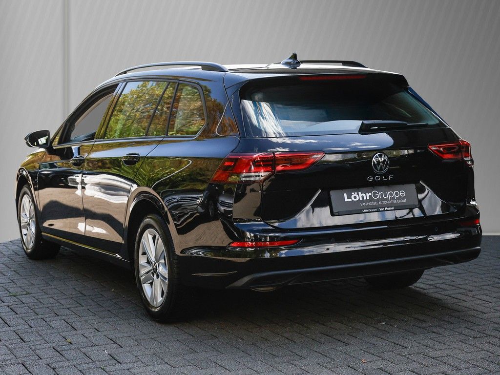 Volkswagen Golf 2024 г. Чёрный, пробег 15570 км