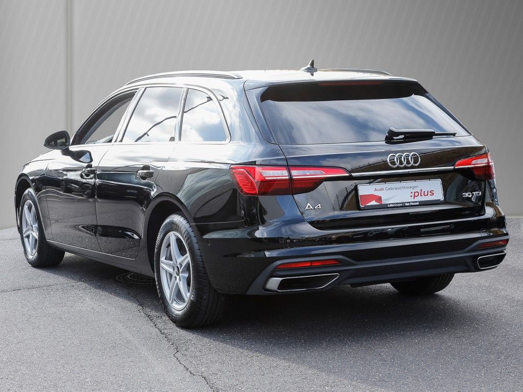 Audi A4 2023 г. Чёрный, пробег 40871 км