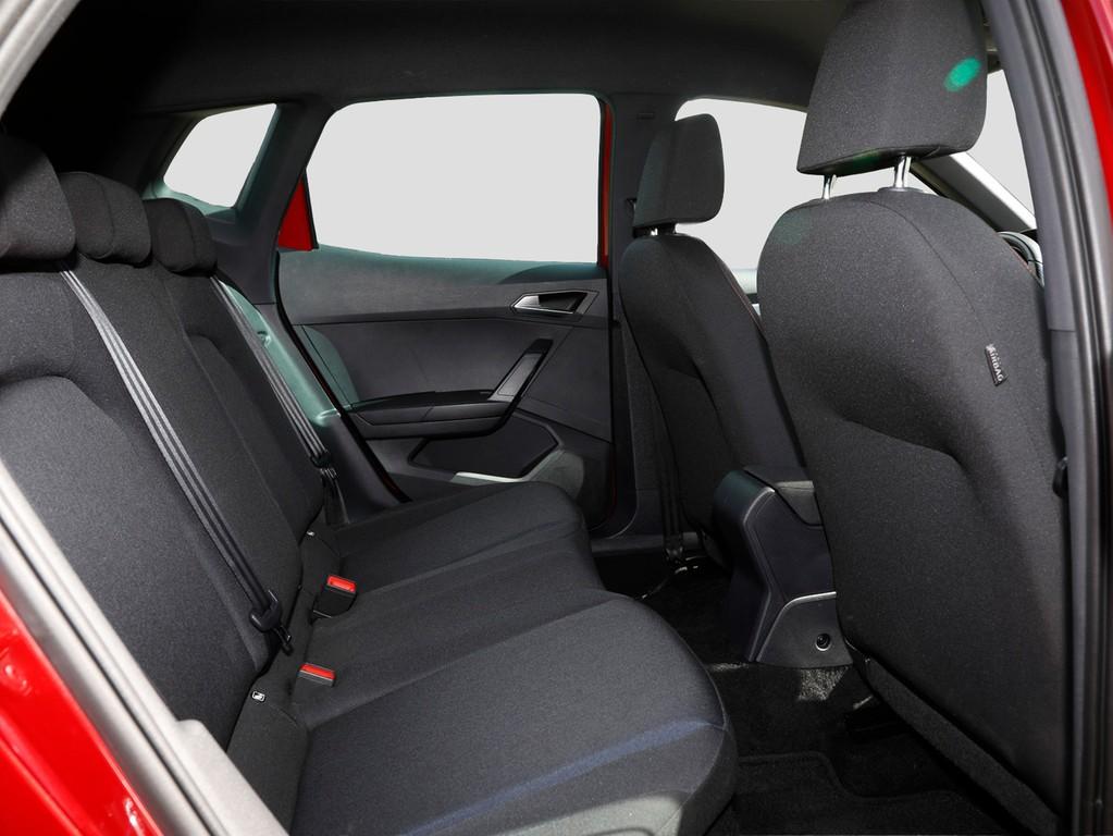 SEAT Arona 2022 г. Красный, пробег 51366 км