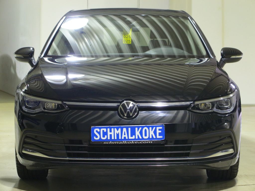 Volkswagen Golf 2024 г. Чёрный, пробег 46600 км