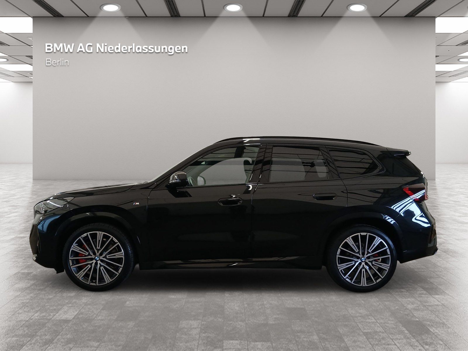 BMW X1 2025 г. Чёрный, пробег 10166 км