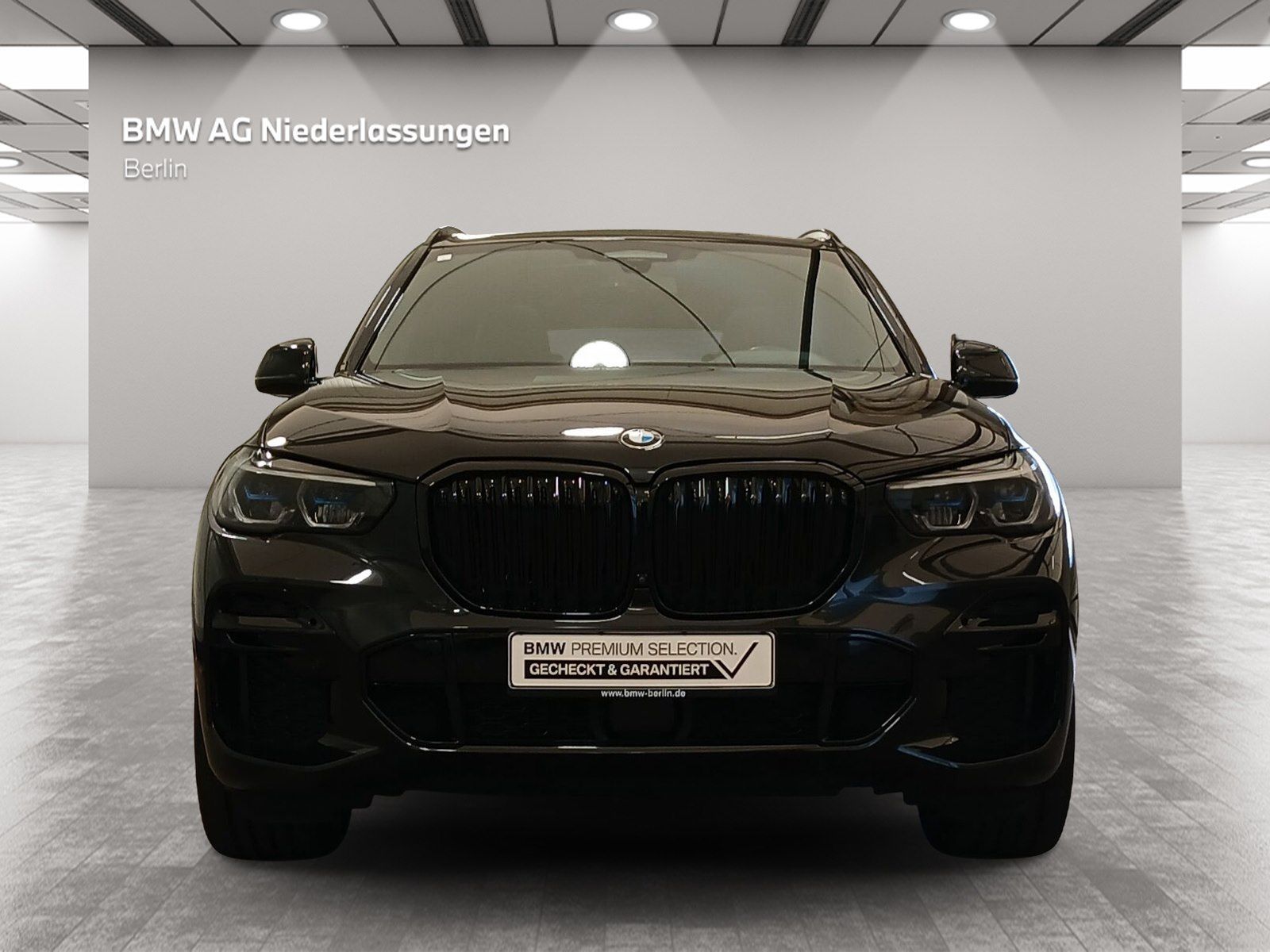 BMW X5 2022 г. Чёрный, пробег 44778 км