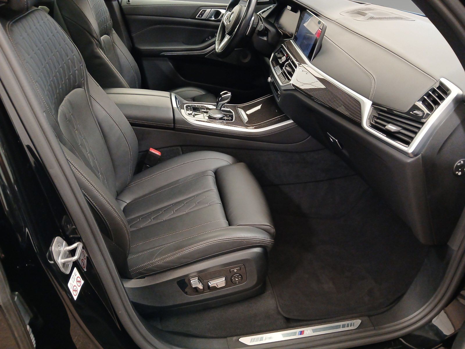 BMW X5 2022 г. Чёрный, пробег 44778 км