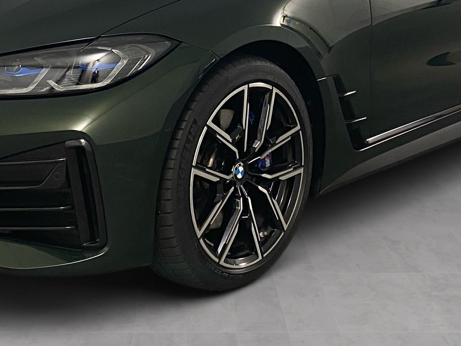 BMW 430 2023 г. Зелёный, пробег 48380 км