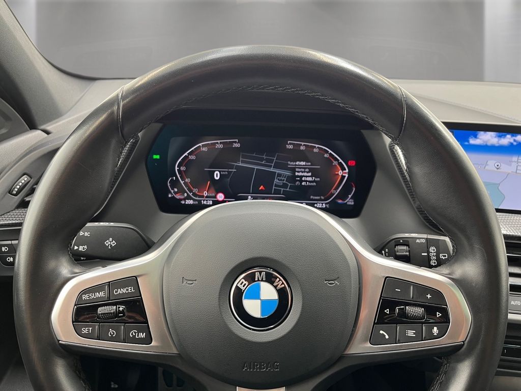 BMW 118 2023 г. Серый, пробег 41492 км