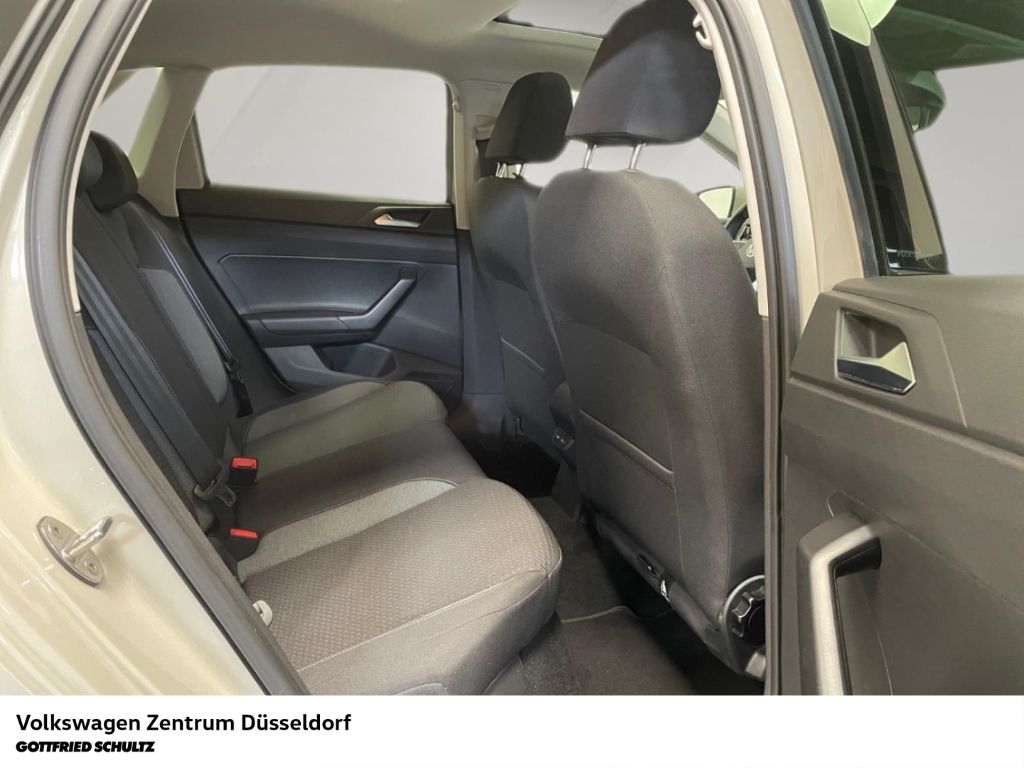 Volkswagen Polo 2022 г. Серый, пробег 37425 км