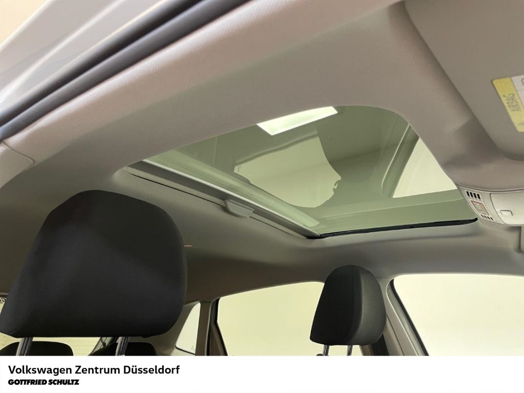 Volkswagen Polo 2022 г. Серый, пробег 37425 км