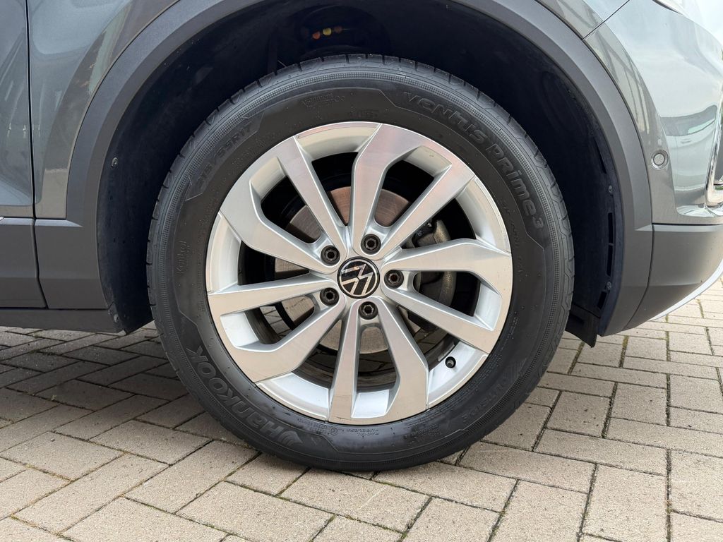 Volkswagen T-Roc 2024 г. Серый, пробег 39799 км