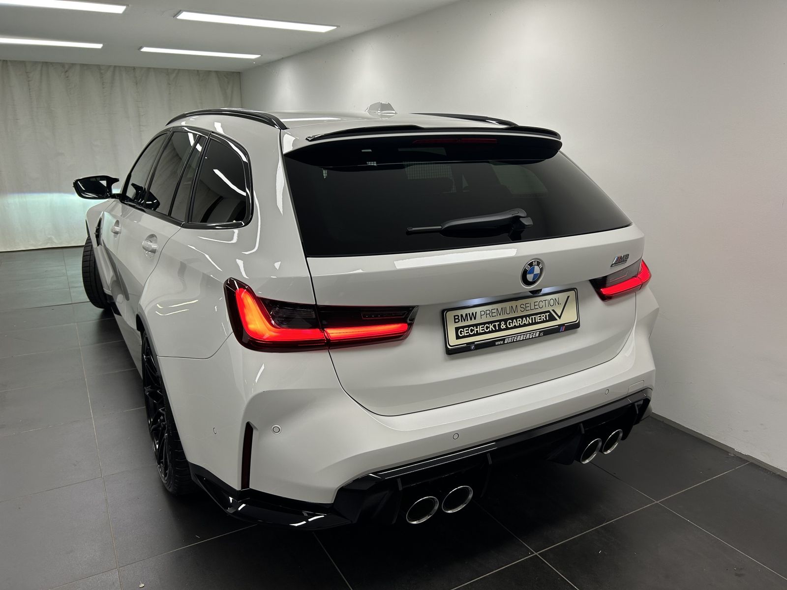 BMW M3 2025 г. Белый, пробег 21680 км