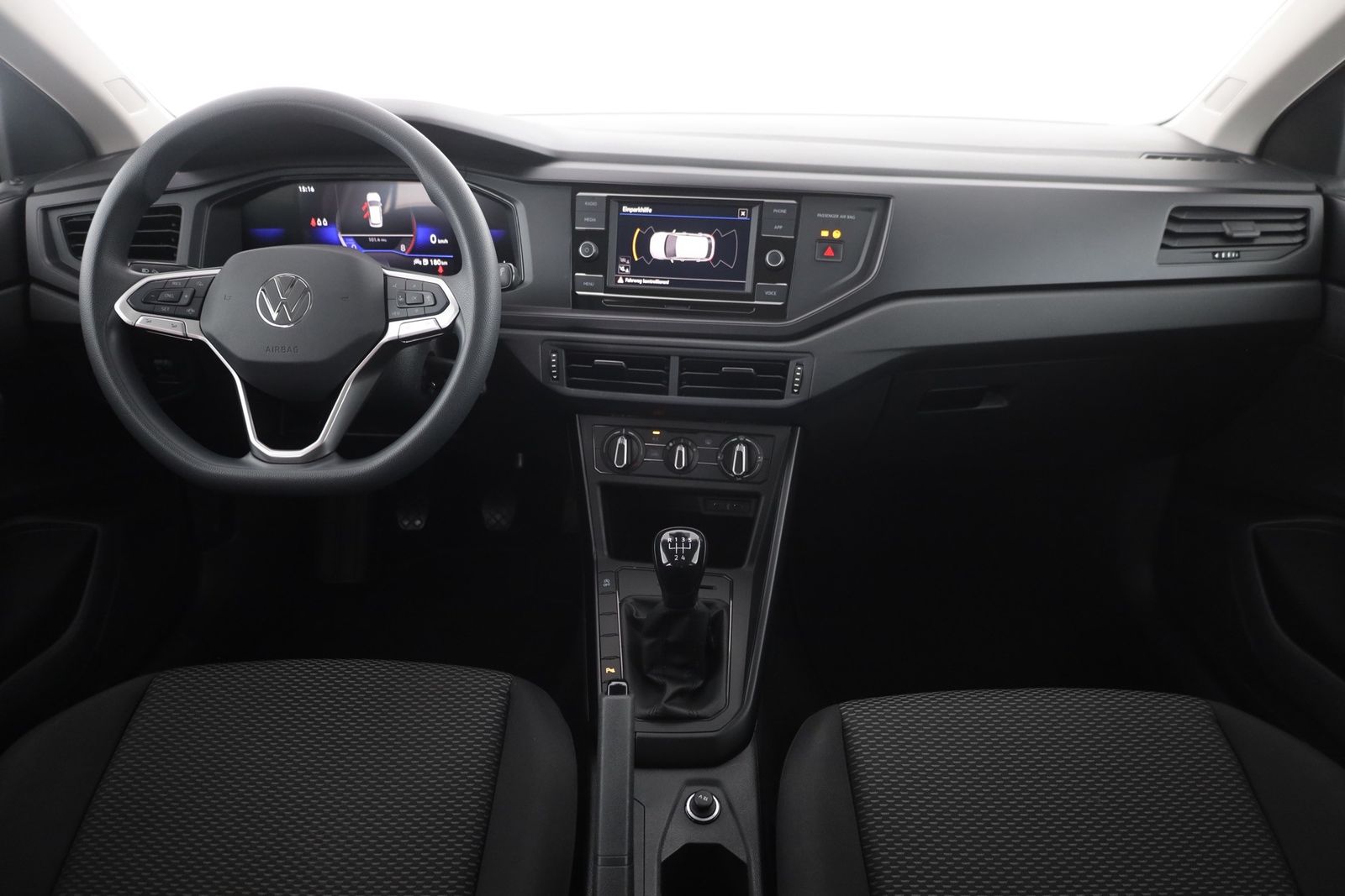 Volkswagen Taigo 2022 г. Красный, пробег 32904 км