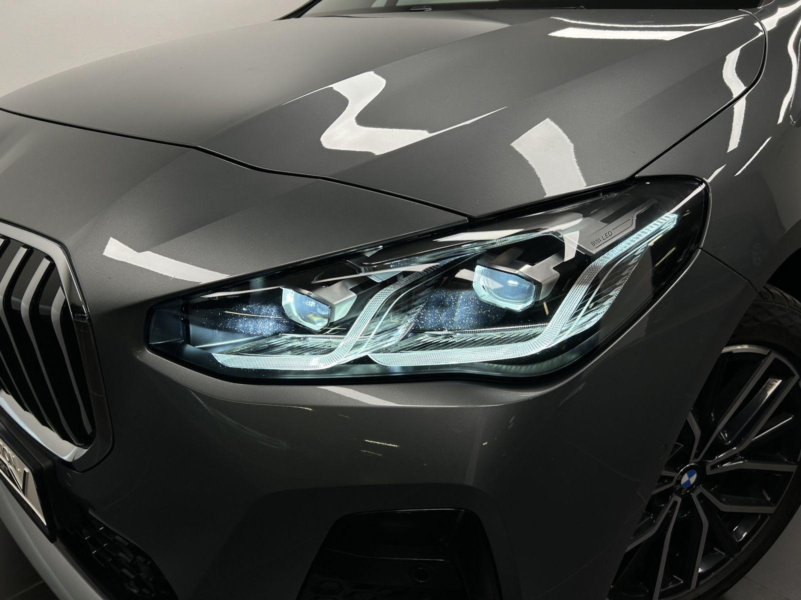 BMW 223 ACTIVE TOURER 2023 г. Серый, пробег 37721 км