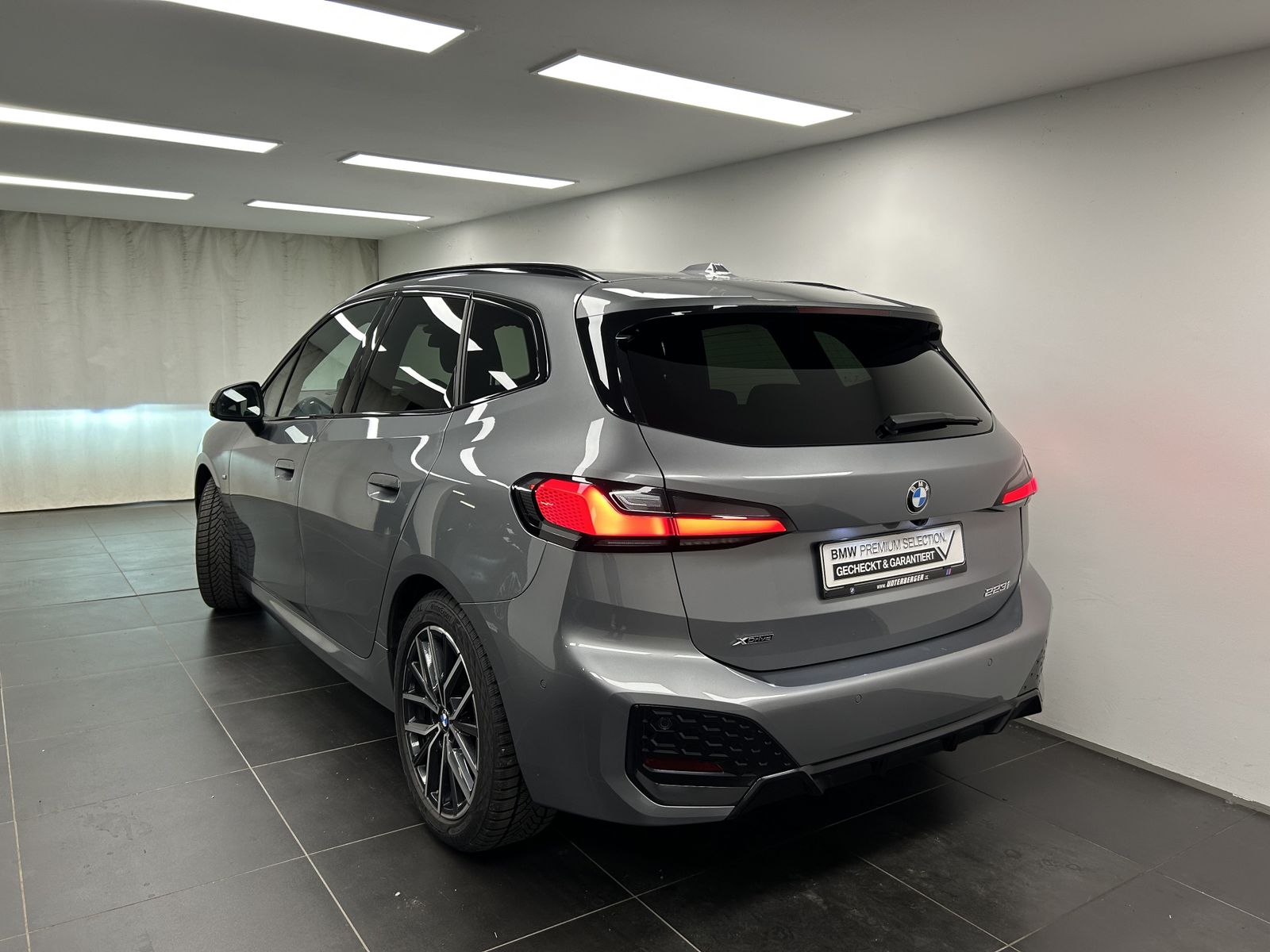 BMW 223 ACTIVE TOURER 2023 г. Серый, пробег 37721 км