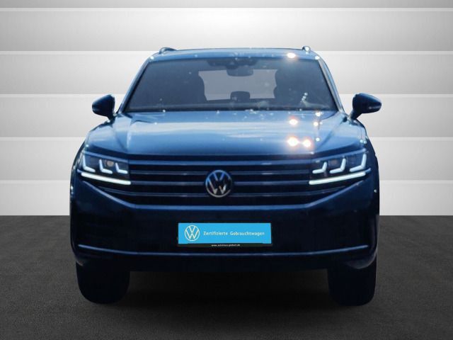 Volkswagen Touareg 2023 г. Синий, пробег 23452 км