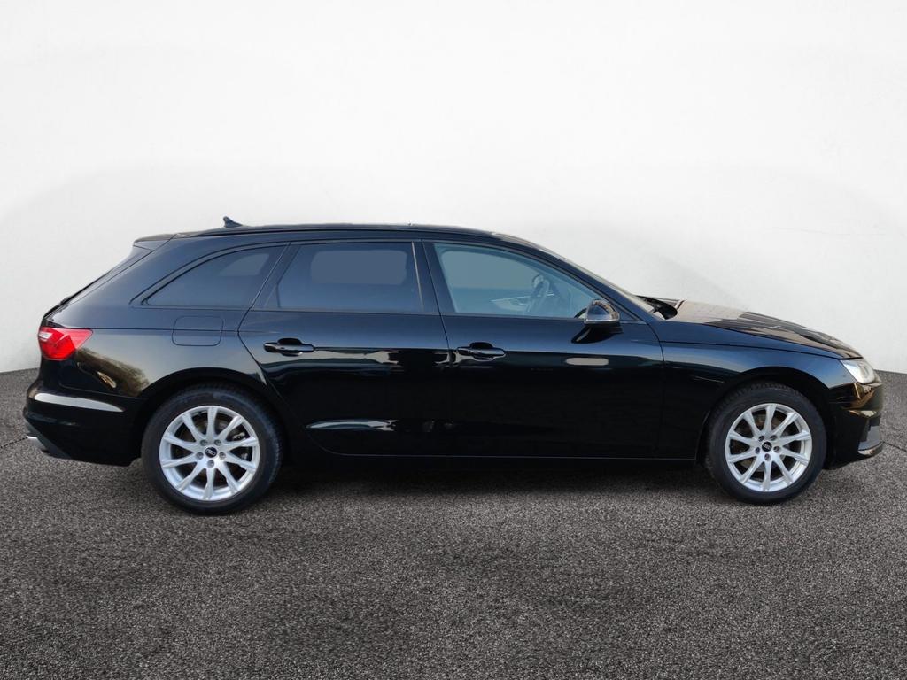 Audi A4 2022 г. Чёрный, пробег 53606 км