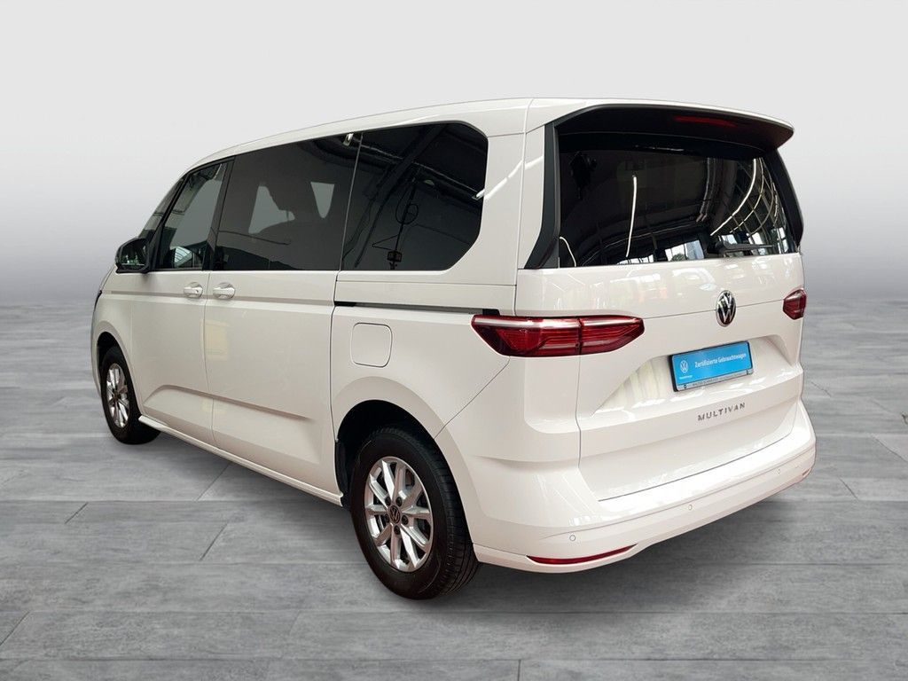 Volkswagen T7 MULTIVAN 2023 г. Белый, пробег 50800 км