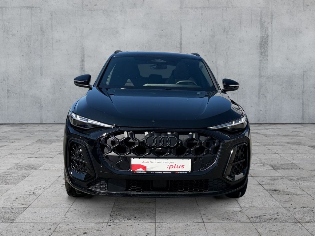 Audi Q5 2025 г. Чёрный, пробег 5515 км