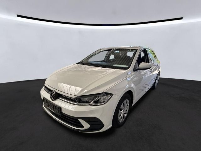 Volkswagen Polo 2023 г. Белый, пробег 50617 км