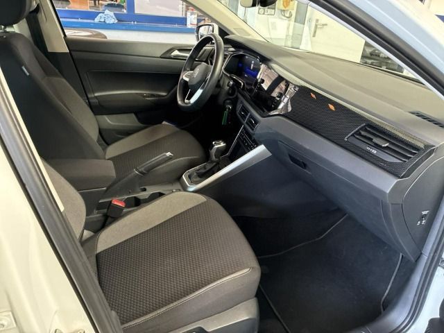 Volkswagen Polo 2023 г. Белый, пробег 50617 км