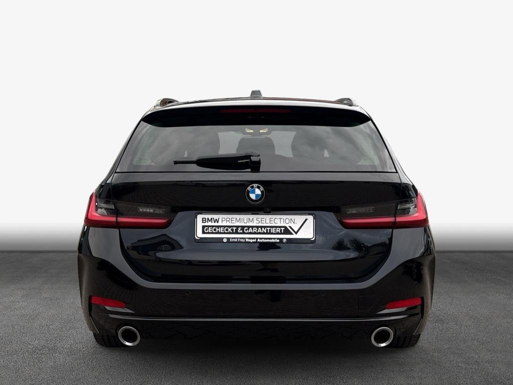 BMW 320 2023 г. Чёрный, пробег 52301 км
