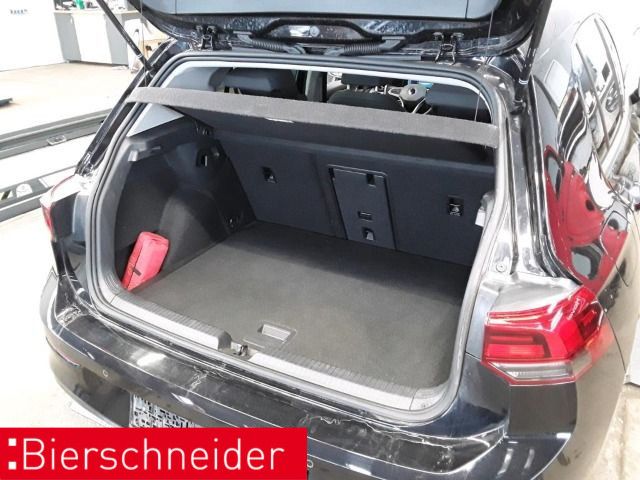 Volkswagen Golf 2023 г. Чёрный, пробег 41022 км