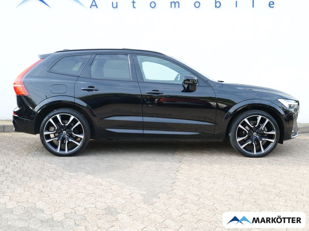Volvo XC60 2022 г. Чёрный, пробег 59842 км