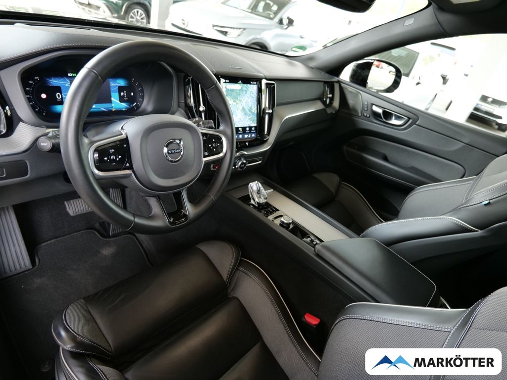 Volvo XC60 2022 г. Чёрный, пробег 59842 км