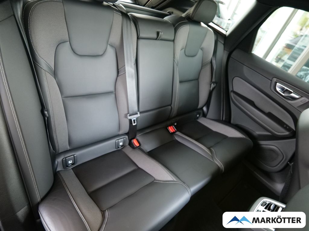 Volvo XC60 2022 г. Чёрный, пробег 59842 км