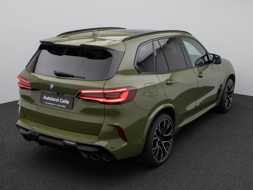 BMW X5 M 2022 г. Зелёный, пробег 55479 км