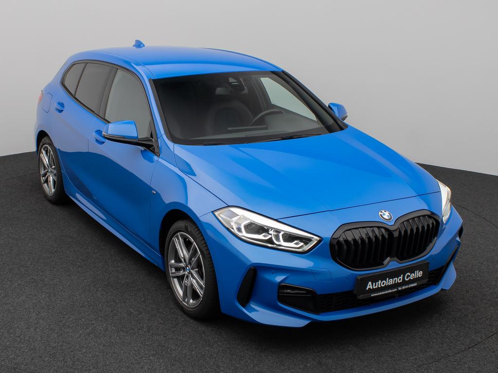 BMW 118 2023 г. Синий, пробег 28749 км