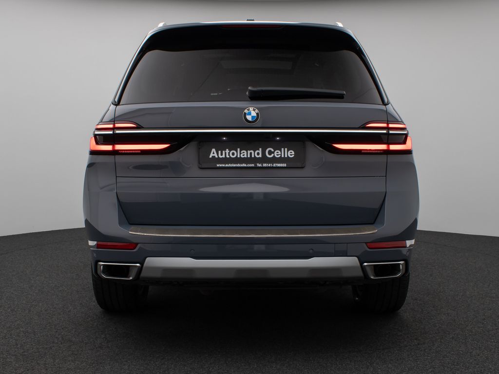 BMW X7 2022 г. Серый, пробег 53456 км