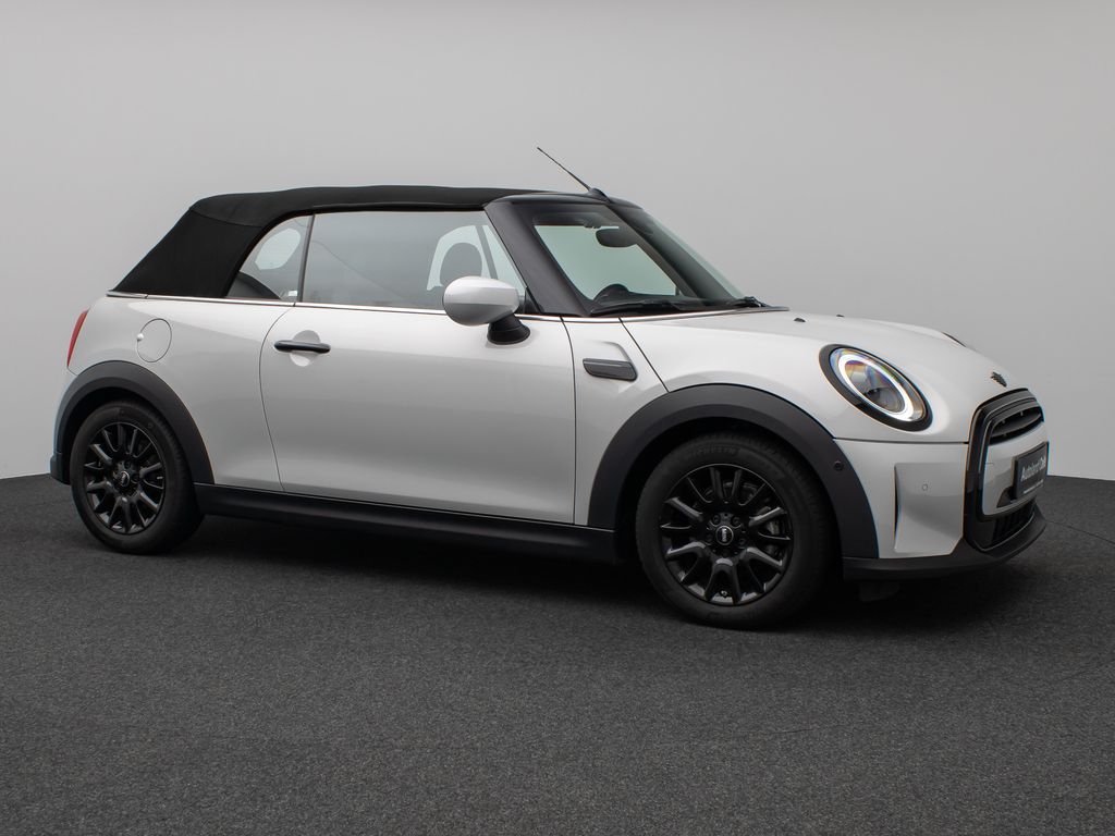Mini ONE CABRIO 2022 г. Серебристый, пробег 13458 км