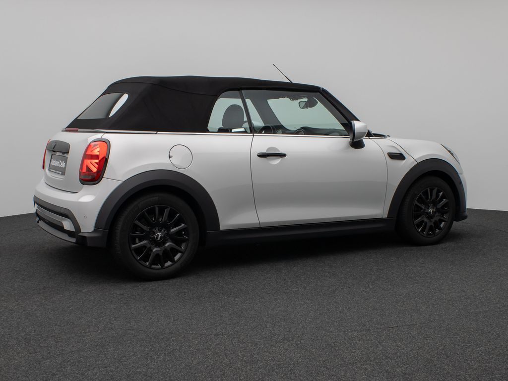 Mini ONE CABRIO 2022 г. Серебристый, пробег 13458 км