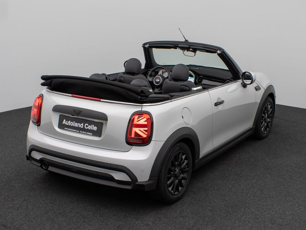Mini ONE CABRIO 2022 г. Серебристый, пробег 13458 км