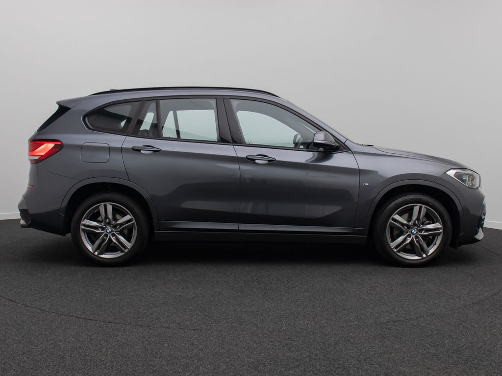 BMW X1 2022 г. Серый, пробег 39990 км
