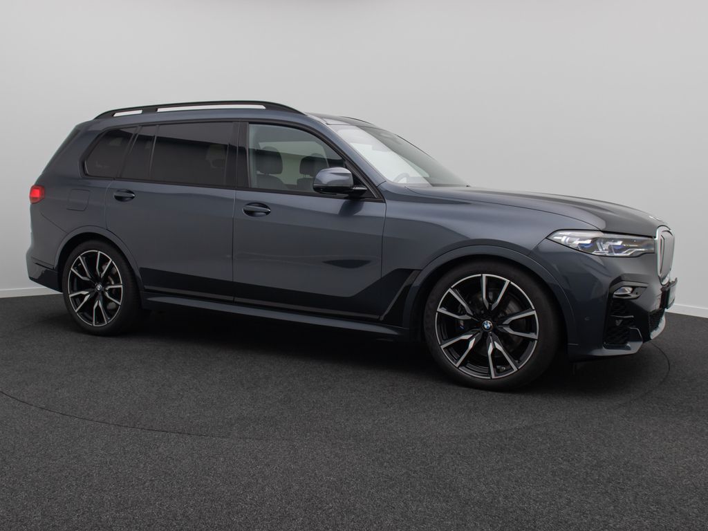 BMW X7 2022 г. Серый, пробег 46400 км