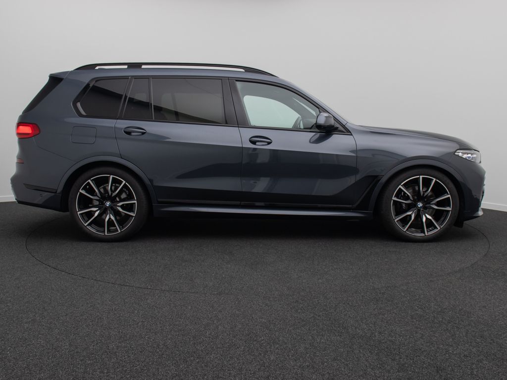 BMW X7 2022 г. Серый, пробег 46400 км